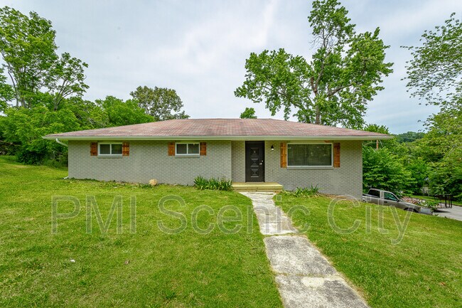 Photo - 1375 Orbit Dr