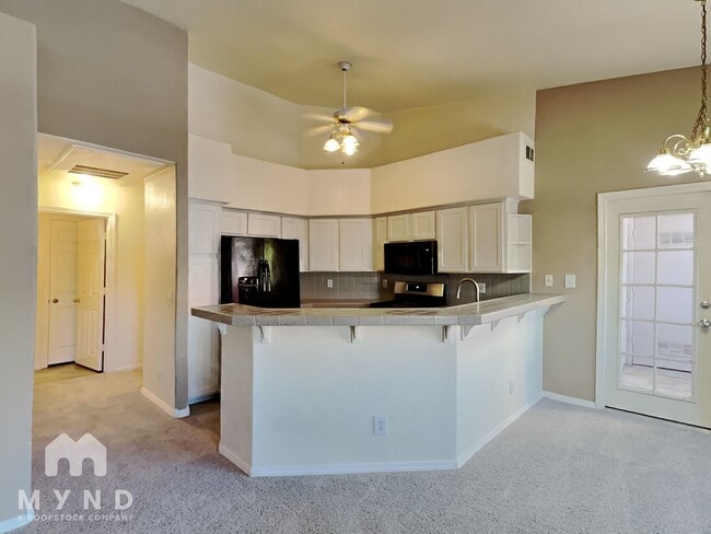 Photo - 5225 W Reno Ave Unit 204