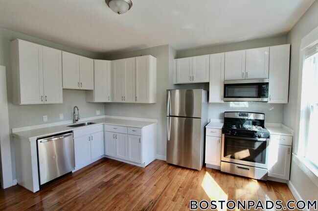 Building Photo - 203 Westville St