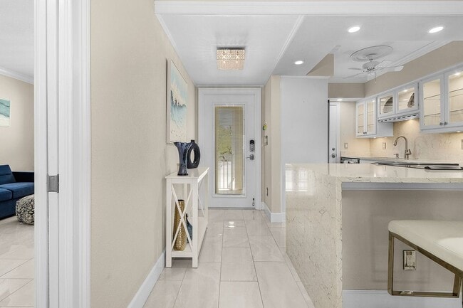 Photo - 234 Banyan Blvd