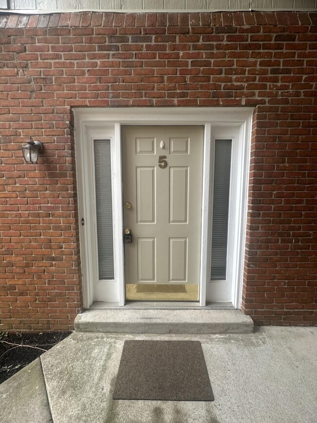 1100 Turkey Foot Rd Unit 5