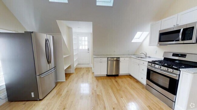Building Photo - 3.0 bedroom in Cambridge Massachusetts 02144 Unit U1 Rental