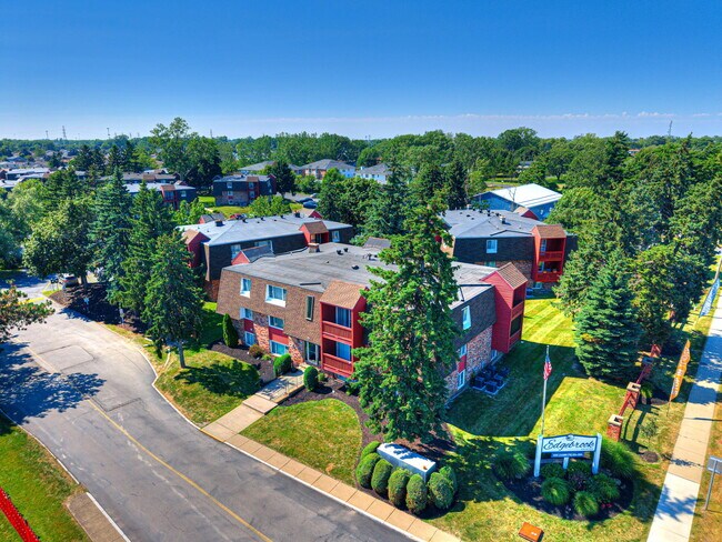 Edgebrook Estates