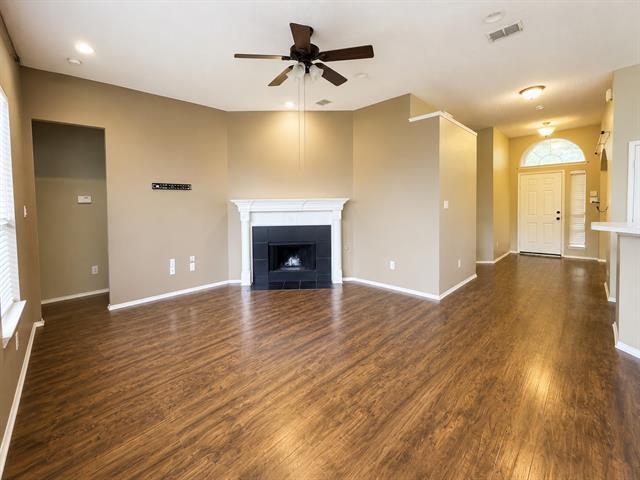 Photo - 9505 Thorncliff Dr