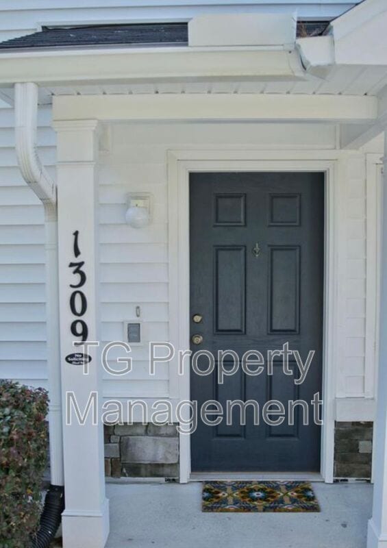 Photo - 575 Oakleaf Plantation Pky Unit 1309
