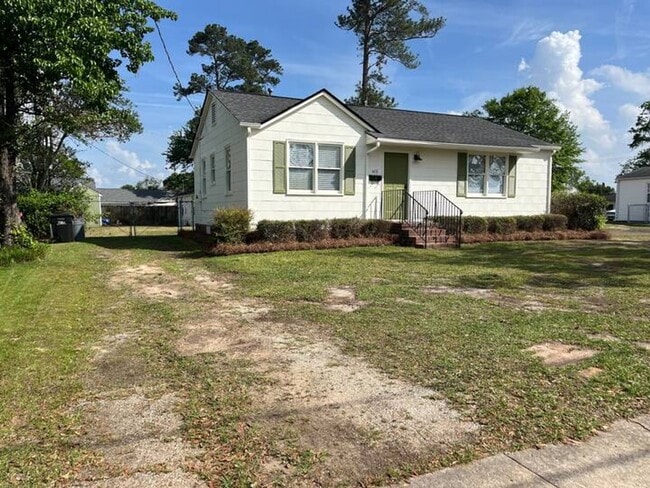 Photo - Elegant Downtown Augusta Cottage – FULLY F...