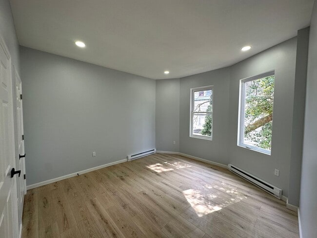 1109 W State St Unit 3