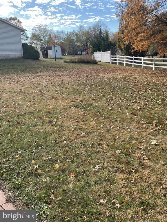 Photo - 103 Courier Ct