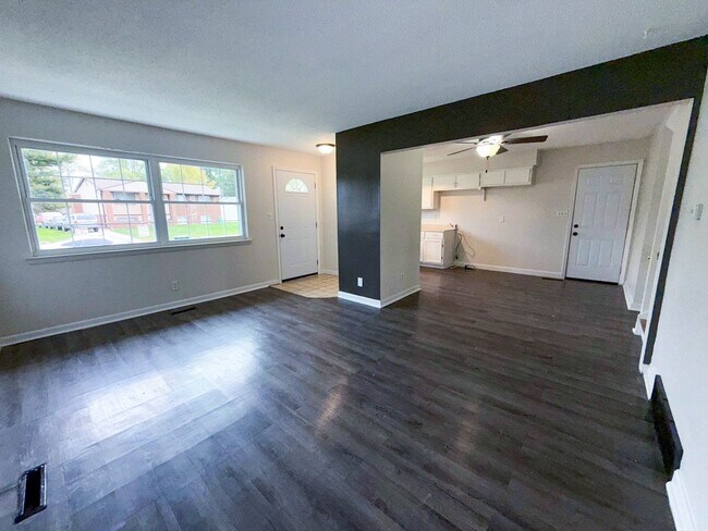 Photo - Modern 4-Bedroom Gem in East Columbus with...