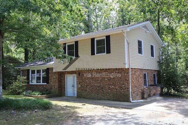 Photo - 304 Cheryl Ave