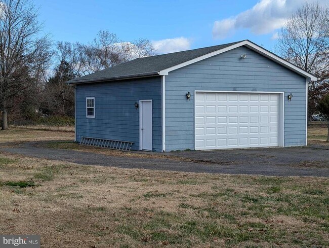 Photo - 6810 Crescent Ridge Ct