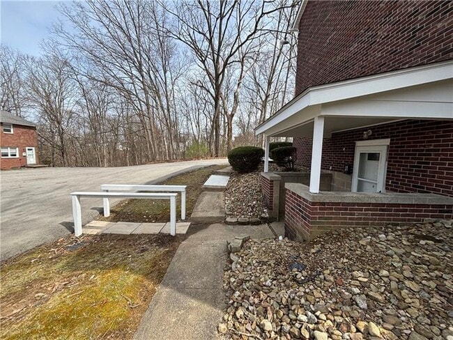 Photo - 1195 Lynn St