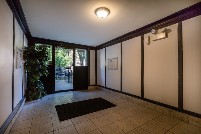 Photo - 4654-56 N. Monticello Ave.
