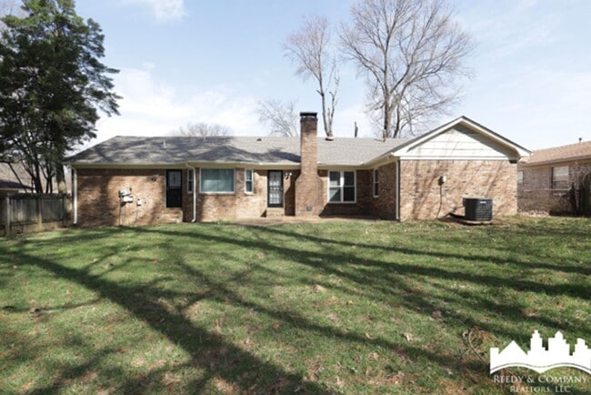 Photo - 5853 Fox Lair Ave