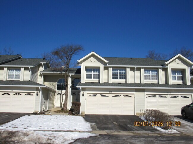 Photo - 718 Sturnbridge Ln