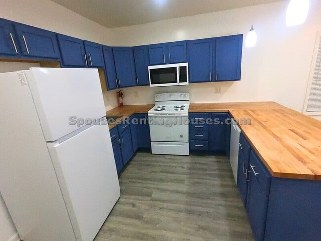 Photo - 3708 N Kenwood Ave