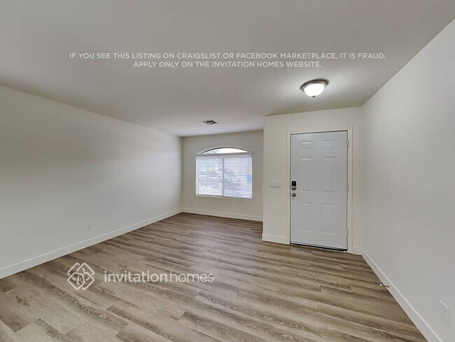 Photo - 13737 W Solano Dr