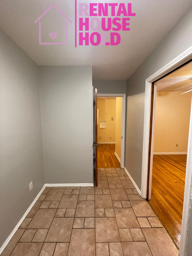 Photo - 2557 W McNichols Rd