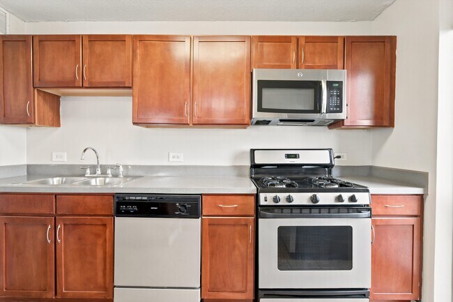 Yorktown Apartments