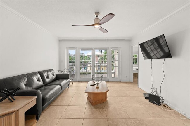 Photo - 2424 SE 17th St Condo