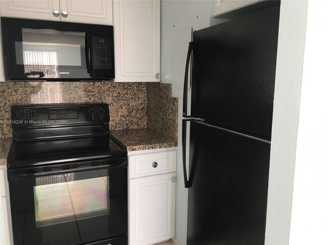 Photo - 1700 NE 191st St Unit 503