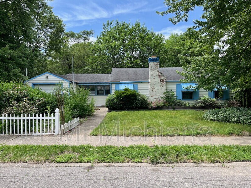 Photo - 2405 Woodmont Dr