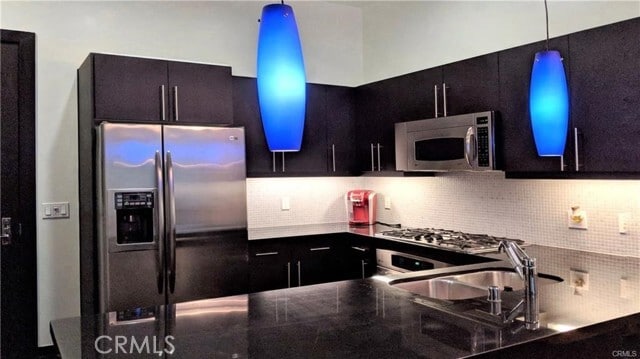 Building Photo - 655 S Hope St Unit 806