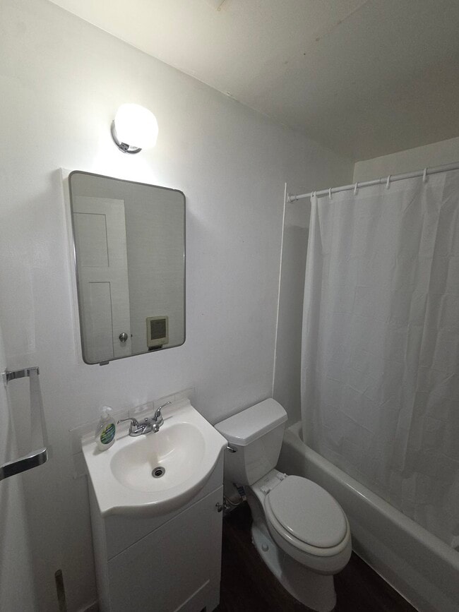 Photo - 547 E Rockwell Ave