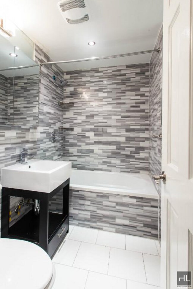 Photo - E 100TH ST. Unit 4B