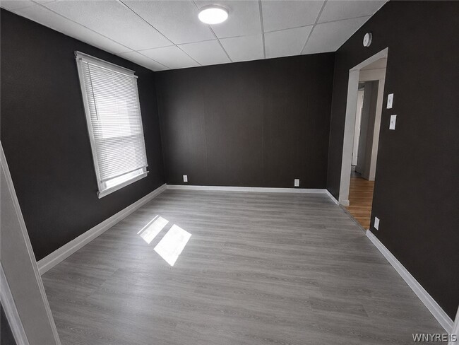 Photo - 1361 Ashland Ave