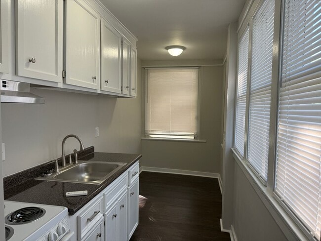 Photo - Earlewood-Cotton Town- Belleview