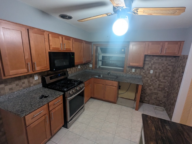 Photo - 8049 W Eastwood Ave