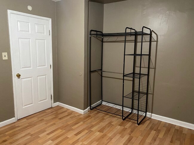 Wardrobe organizer with top and side shelves. - 2220 Gale Ave