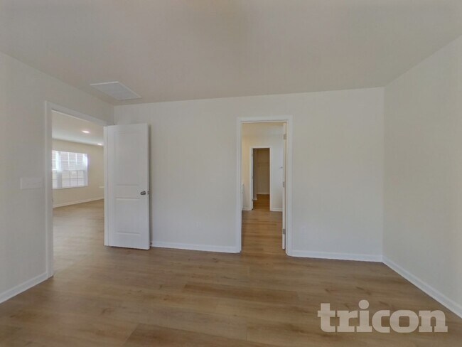 Photo - 2503 Trollinger Dr