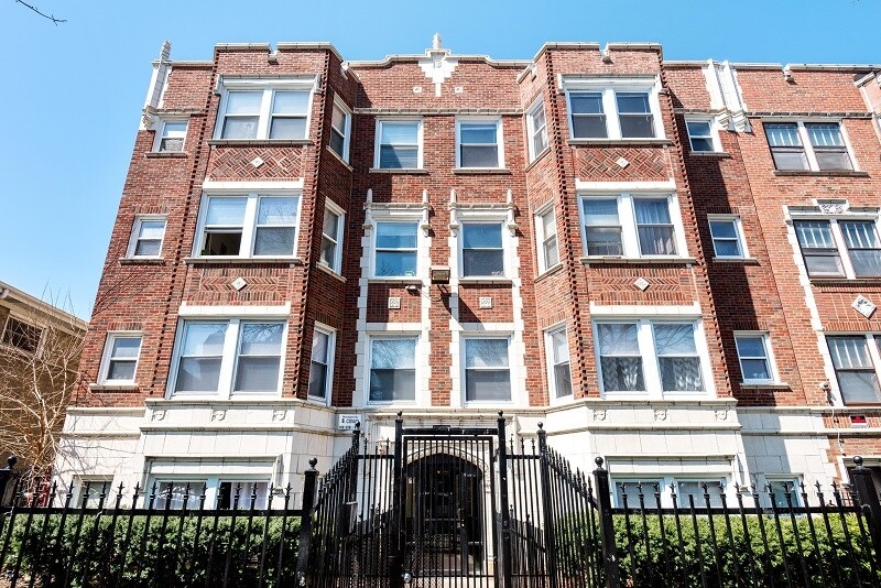 Photo - 6956 N Ashland Blvd Apartments