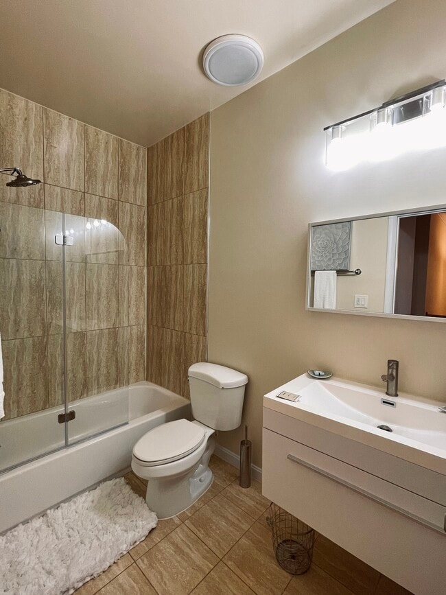 Photo - 5117 F St SE