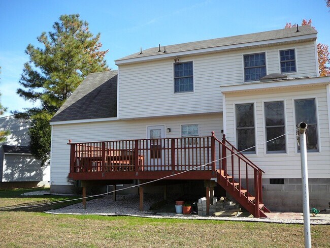 Photo - 19224 Maurer Ln