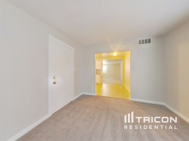 Photo - 199 Ironwood St