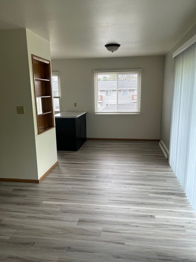 Photo - 742 Fairwood Dr Unit #3