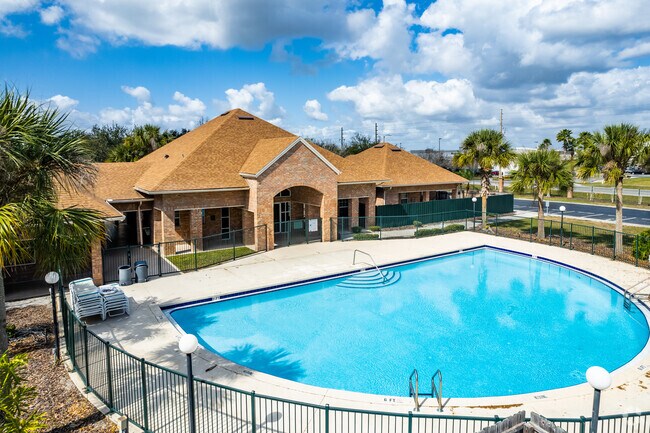 Cobblestone of Kissimmee Apartments - Kissimmee, FL | ForRent.com