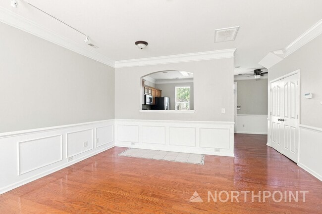 Photo - 9311 Greenheather Dr