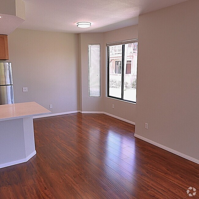 Building Photo - 4049 Carmel View Rd Unit 77 Rental