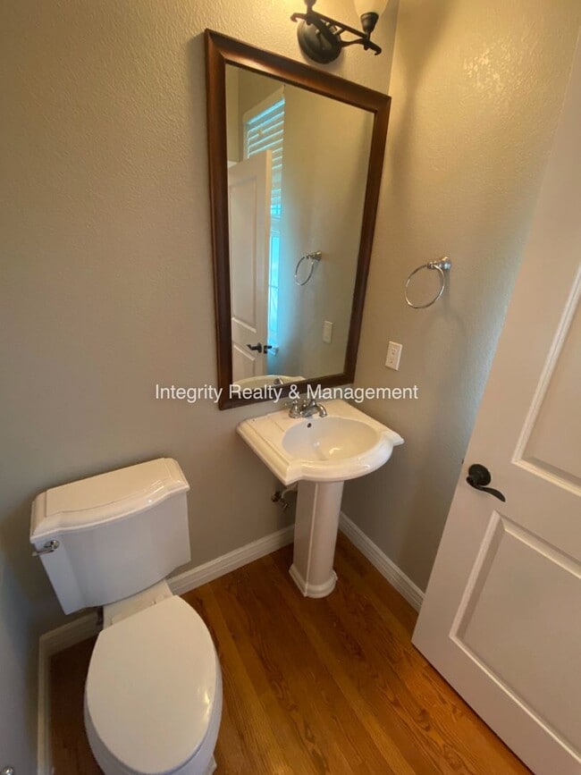 Photo - 7840 Inverness Blvd