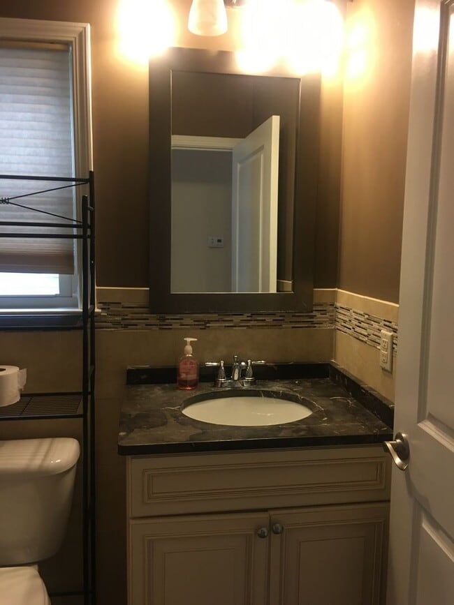 Photo - 97 Tichenor St Unit 1