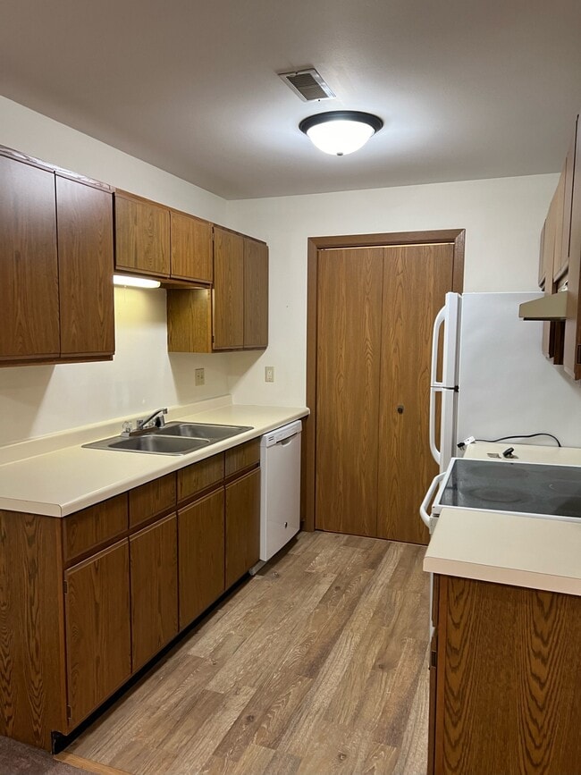 Photo - 2550 Hidden Cir