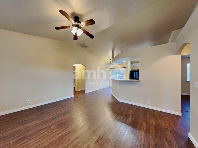 Photo - 4707 Oxbow Ave