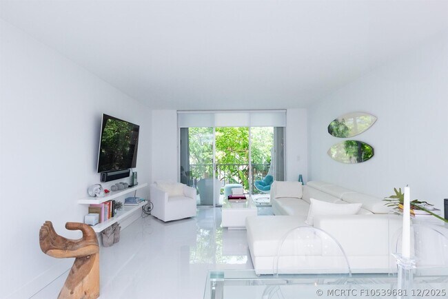 3581 S Ocean Blvd Unidad 2b