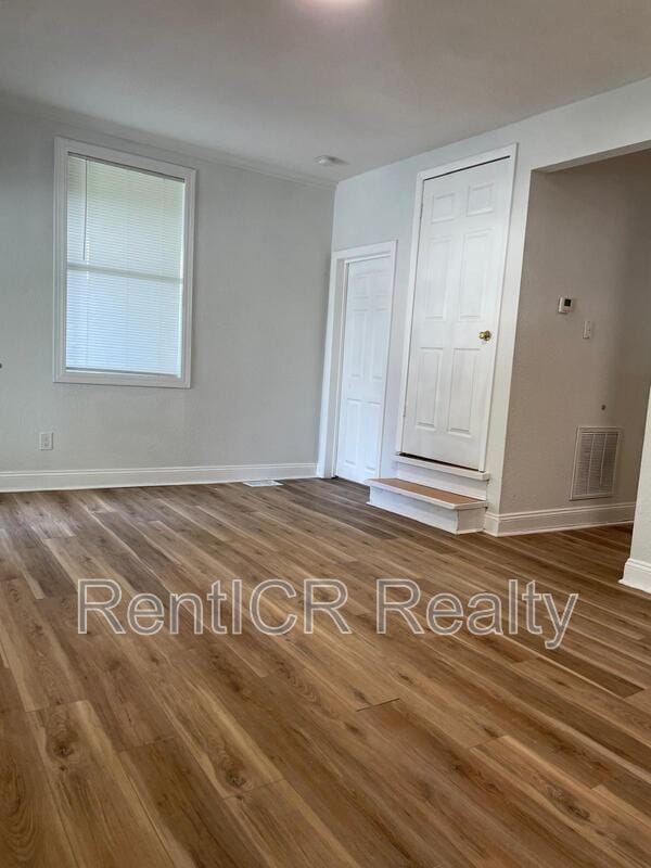 Photo - 511 E Hugh St