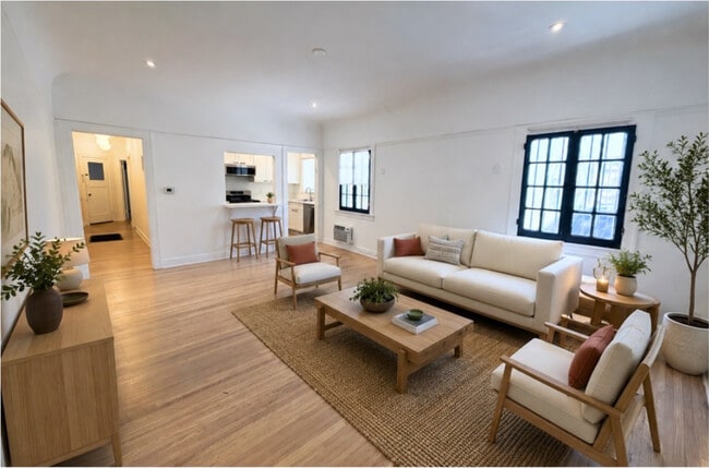 Living Room - 437 N Spaulding Ave Unit 437