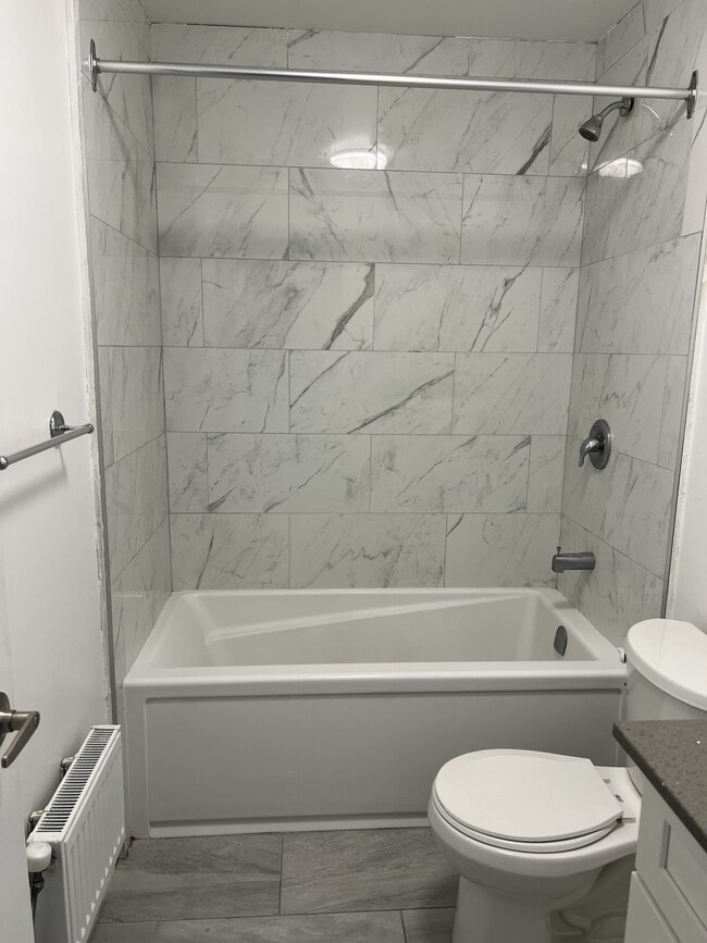 Photo - 630 Cummings Ave Unité 210